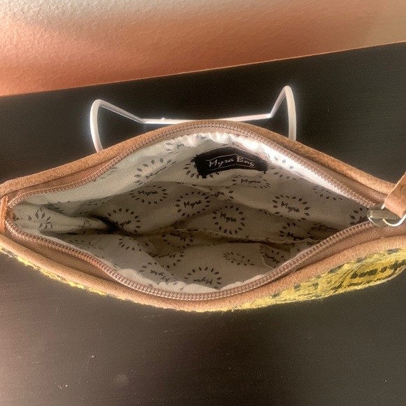 SALE NWOT “Myra Bag” Clutch/Cosmetic Bag 9”x 7” Canvas/Upholstery Recycled FIRM - Picture 9 of 14